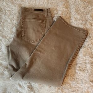 Lee Relaxed Fit At The Waist Stylish Tan Jeans